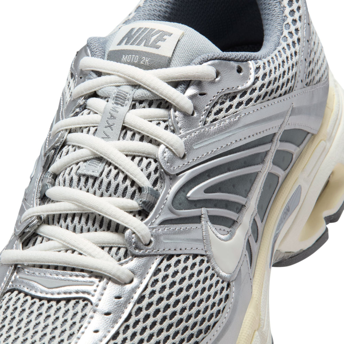 Nike Mens Air Max Moto 2K - Light Smoke Grey